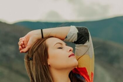 Stories 8 benefits of waking up early